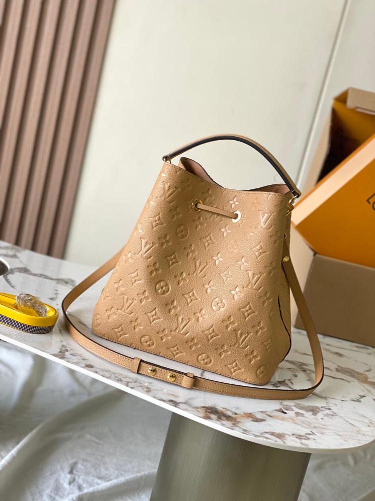 لوي فيتون NéoNoé مقاس 26cm