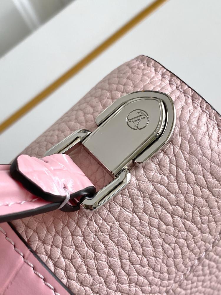لوي فيتون  Rose des Vents Mini مقاس 19cm
