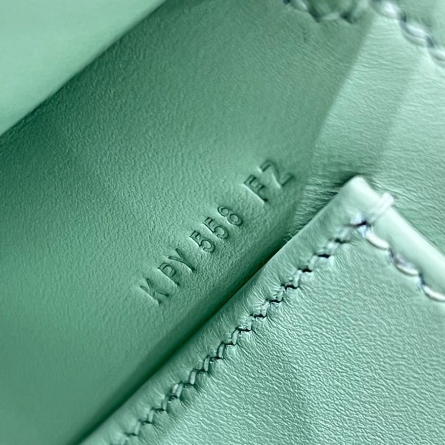ايرميز Kelly Mini مقاس 19cm