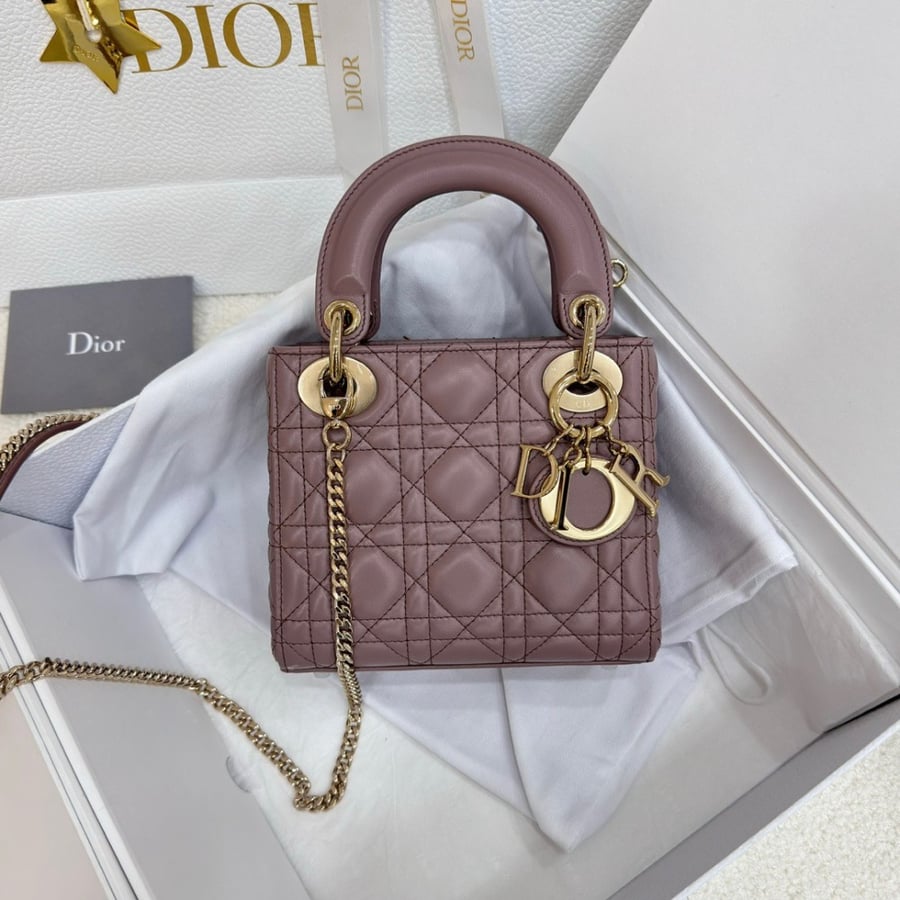 ليدي ديور ميني مقاس 17cm