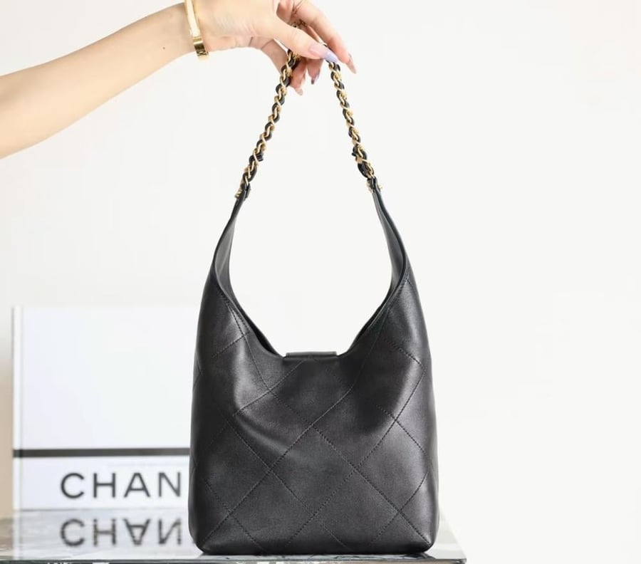 شانيل 25P مقاس 22cm