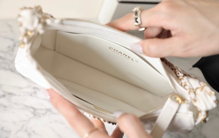 Chanel 23K size 23cm