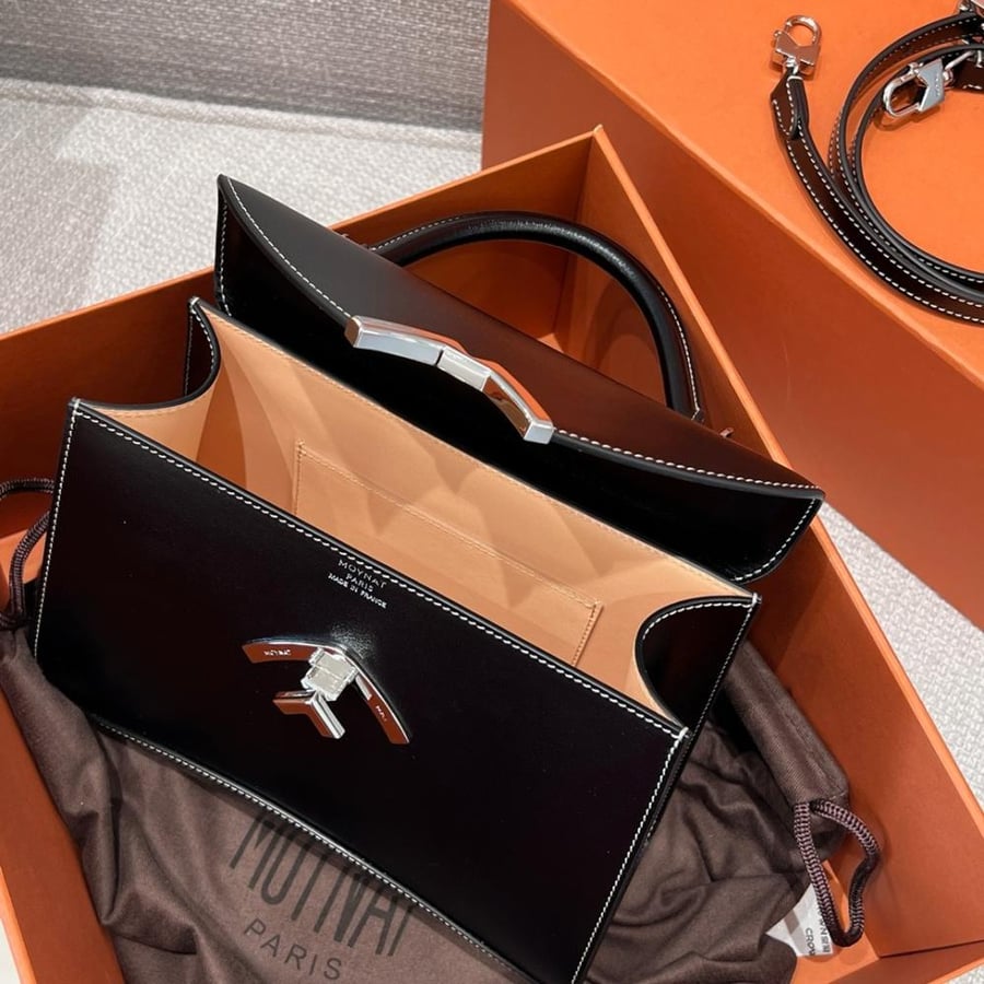 موينات Gabrielle Clutch مقاس 28cm