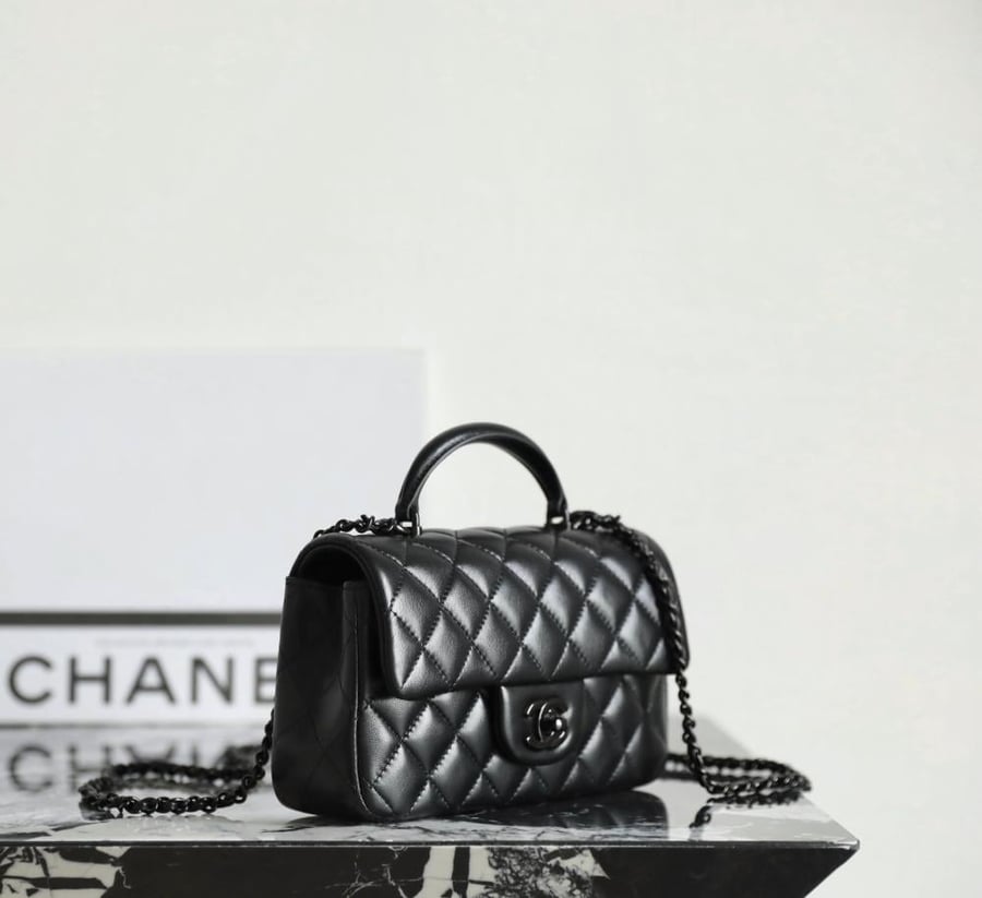 شانيل 25P مقاس 20cm