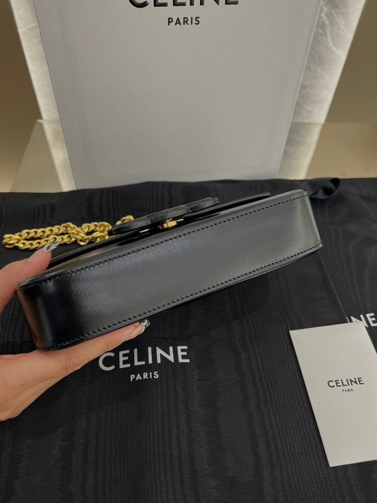 سيلين SHOULDER BAG مقاس 20cm