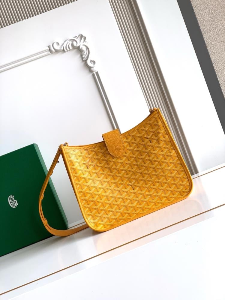 جويارد Goyard Musette مقاس 28cm