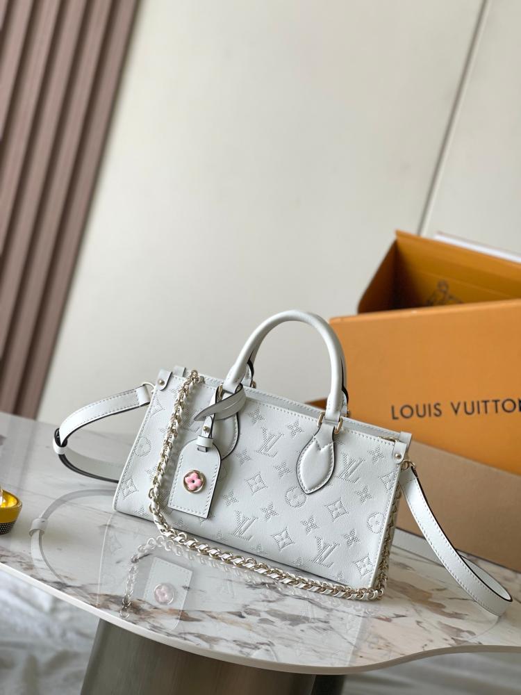 Louis Vuitton OnTheGo East West size 25cm
