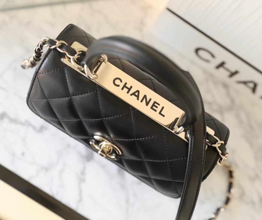 Chanel trendy cc size 20cm