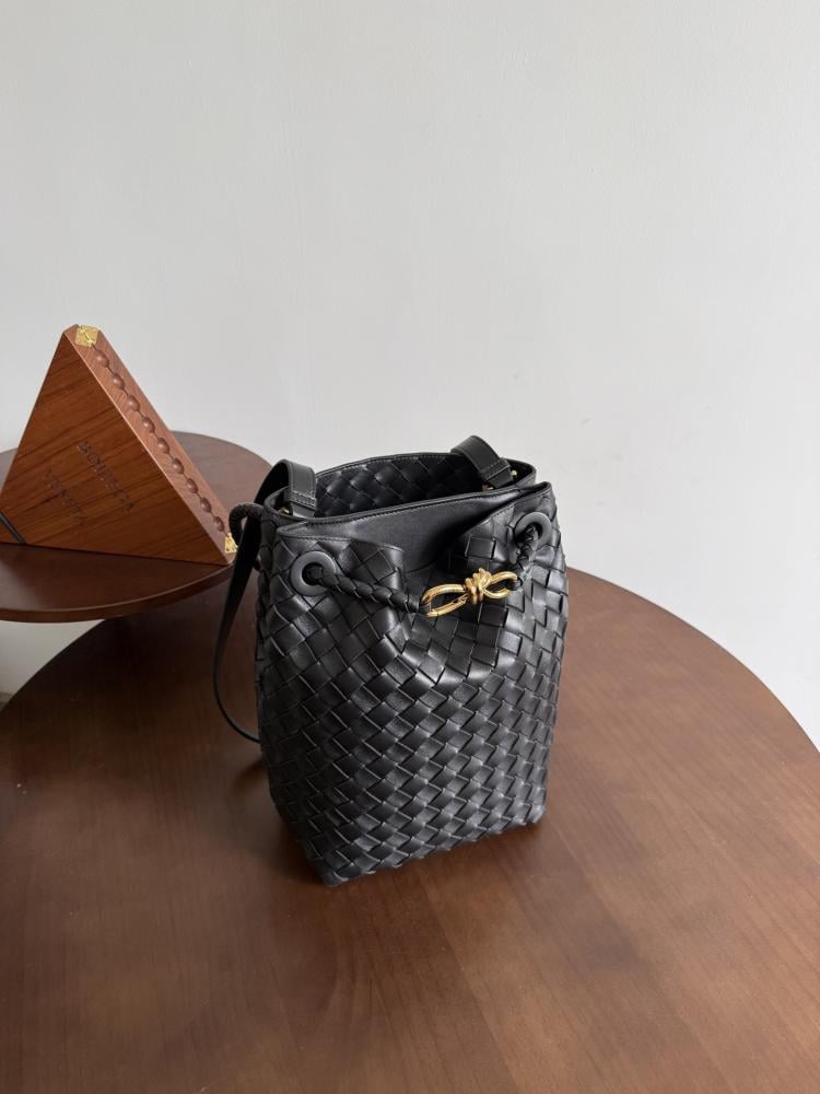 بوتيقا Andiamo مقاس 18.5cm