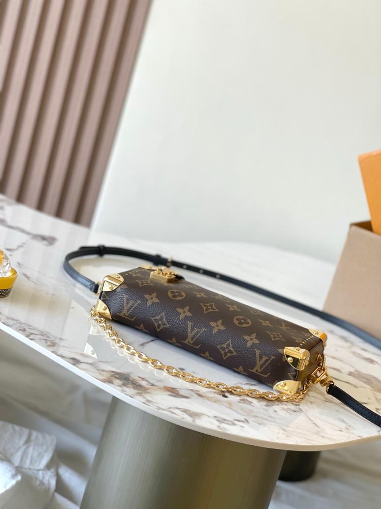 لوي فيتون Slim Trunk مقاس 23cm