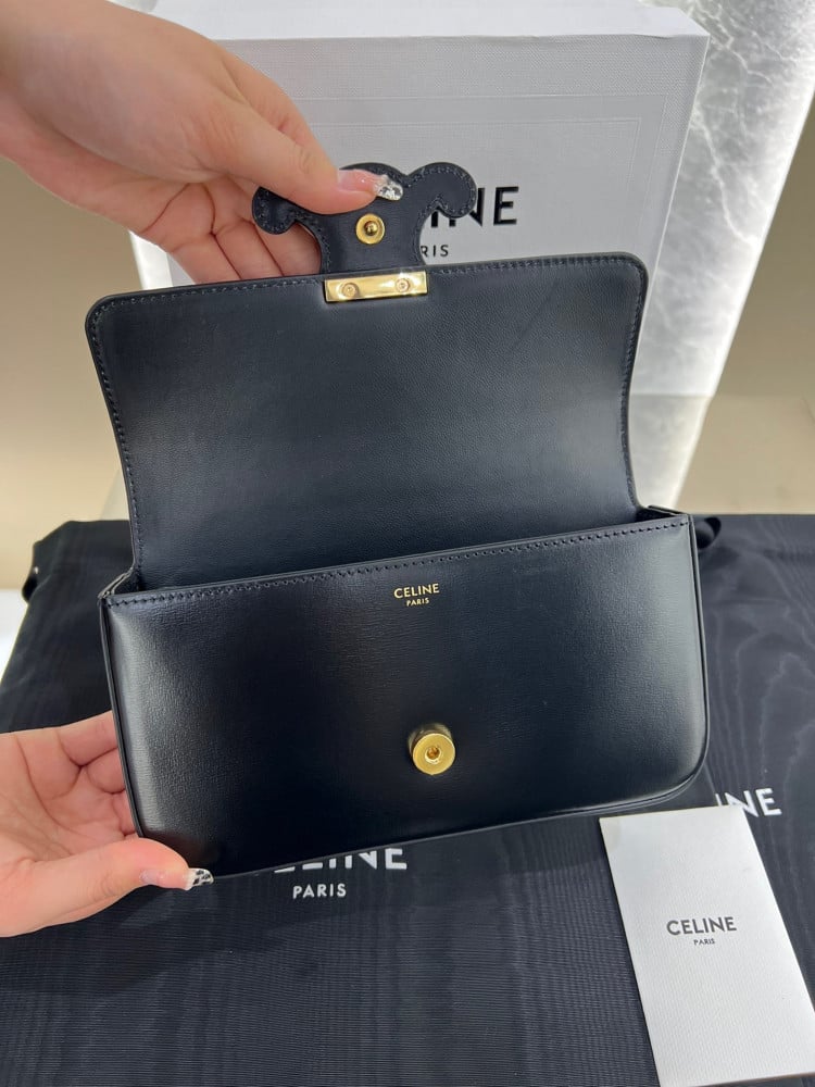 سيلين SHOULDER BAG مقاس 20cm