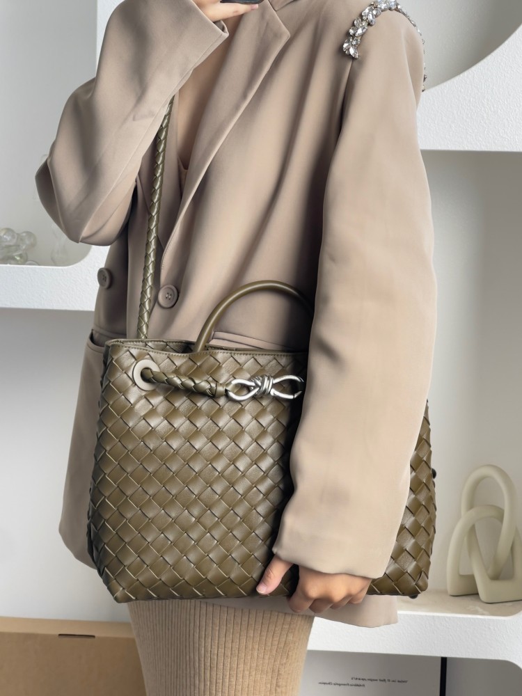 بوتيقا Andiamo مقاس 34cm