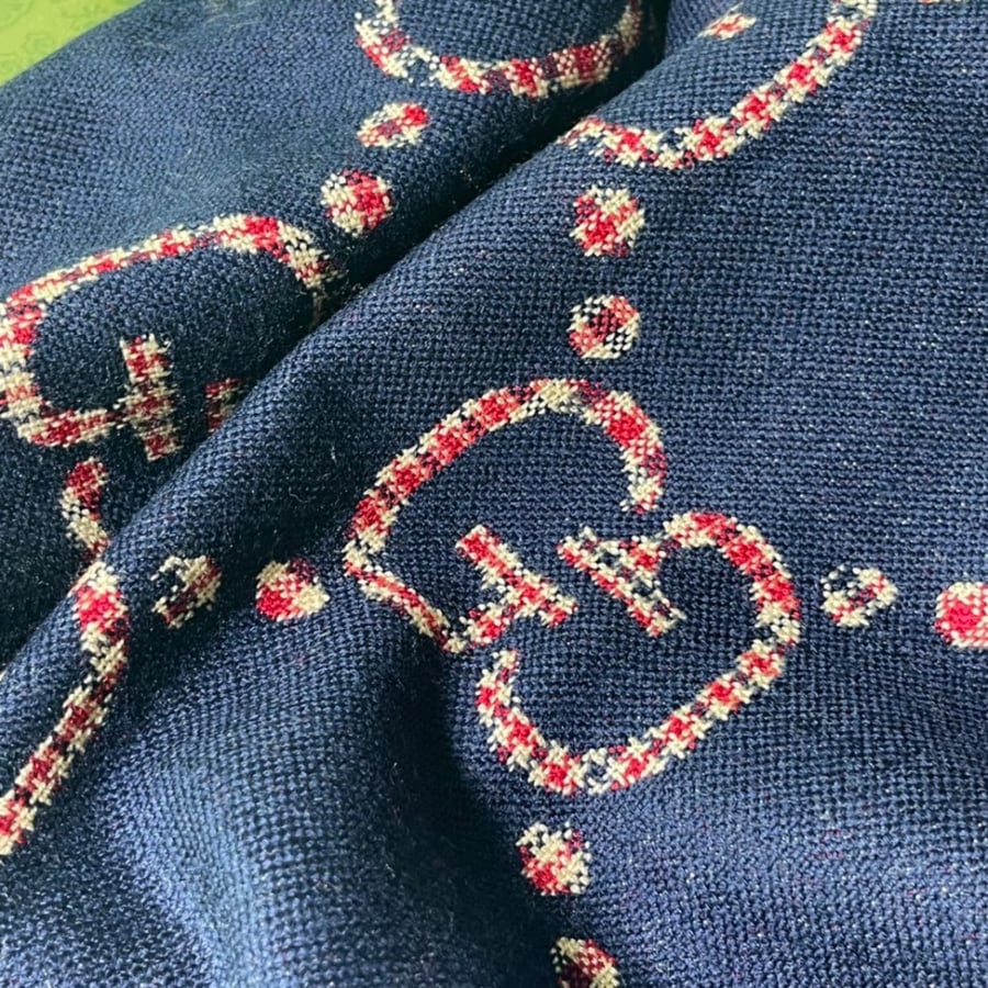 Gucci scarf 48*180