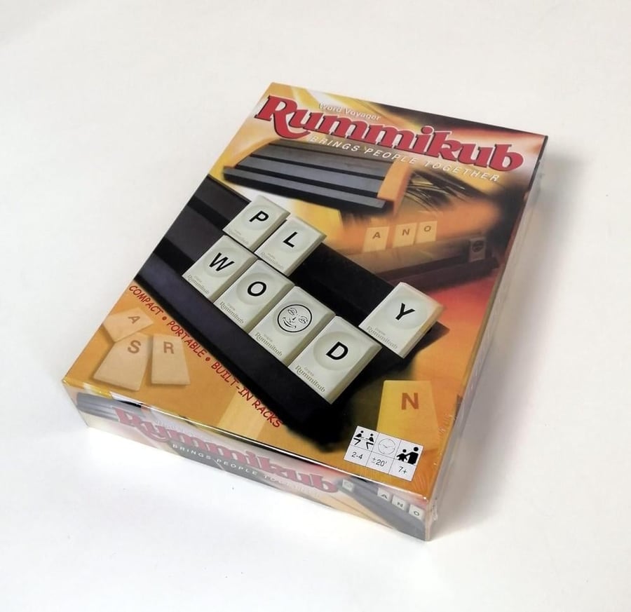 لعبة "رميكيوب" (Rummikub) للكلمات