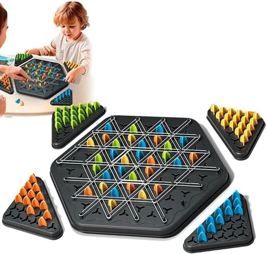 لعبة المثلثات المتصلة  (Chain Triangle Chess)