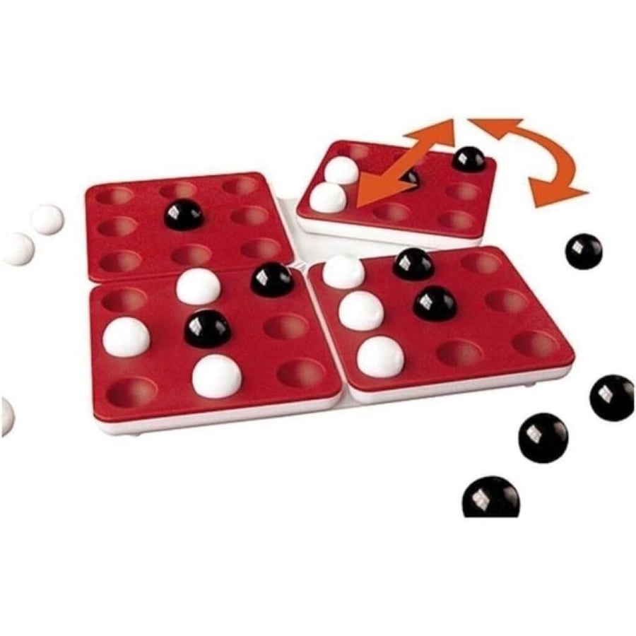 لعبة "بينتاغو" (Pentago) اللوحية