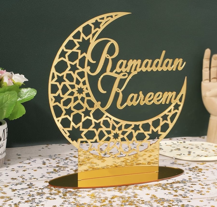 استاند اكرلك رمضان كريم مع اضاءة
