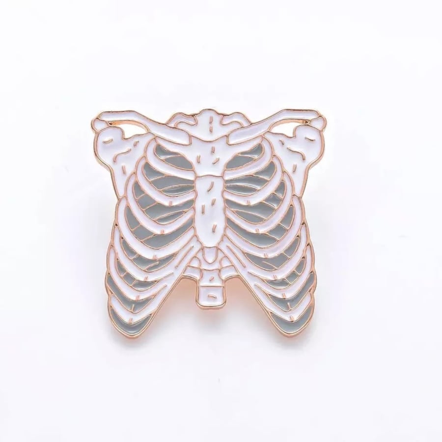 بروش القفص الصدري| Medical brooch