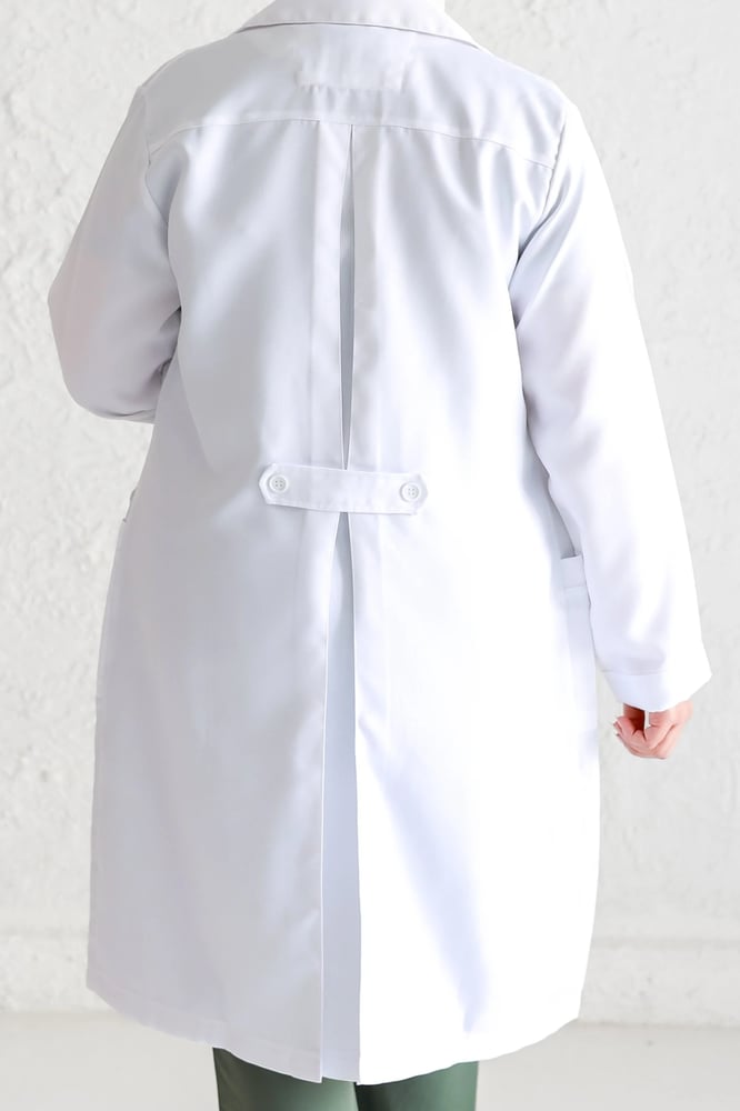 جديد لاب كوت حوامل طبي من لاب ميد 40 انش | 702 ®LAB MED