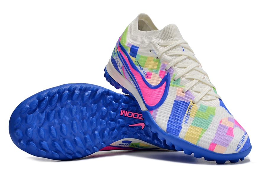 جزمة كرة قدم Nike