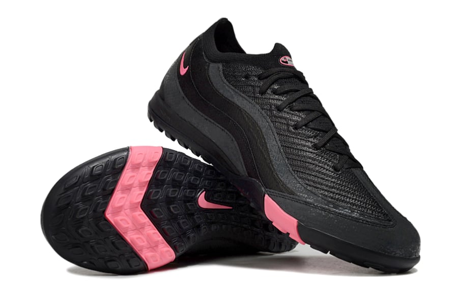 جزمة كرة قدم Nike