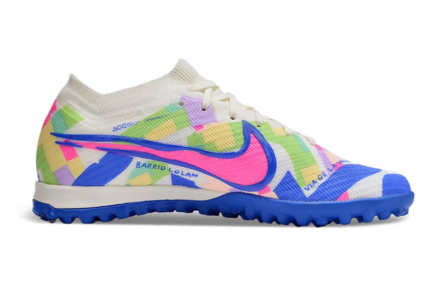 جزمة كرة قدم Nike