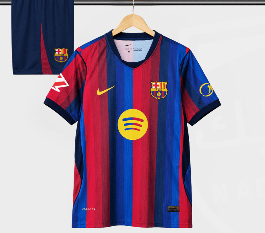 طقم برشلونة الاساسي - 2026-2027