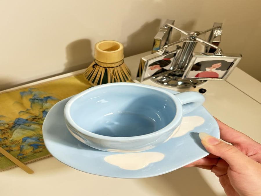 Cloud cup