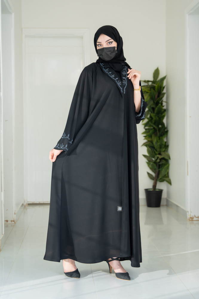 عباية lavania  بياقة مزينة بشغل الشك لاكثر اطلالة 11294