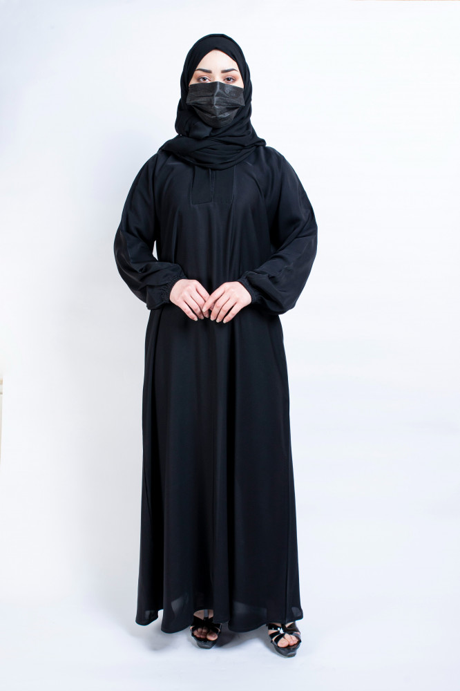 عبايه كم مطاط  سادة متوفرة بالعديد من المقاسات - 4 دفعات