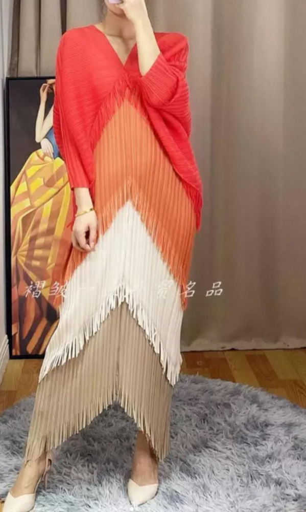 فستان نسائي