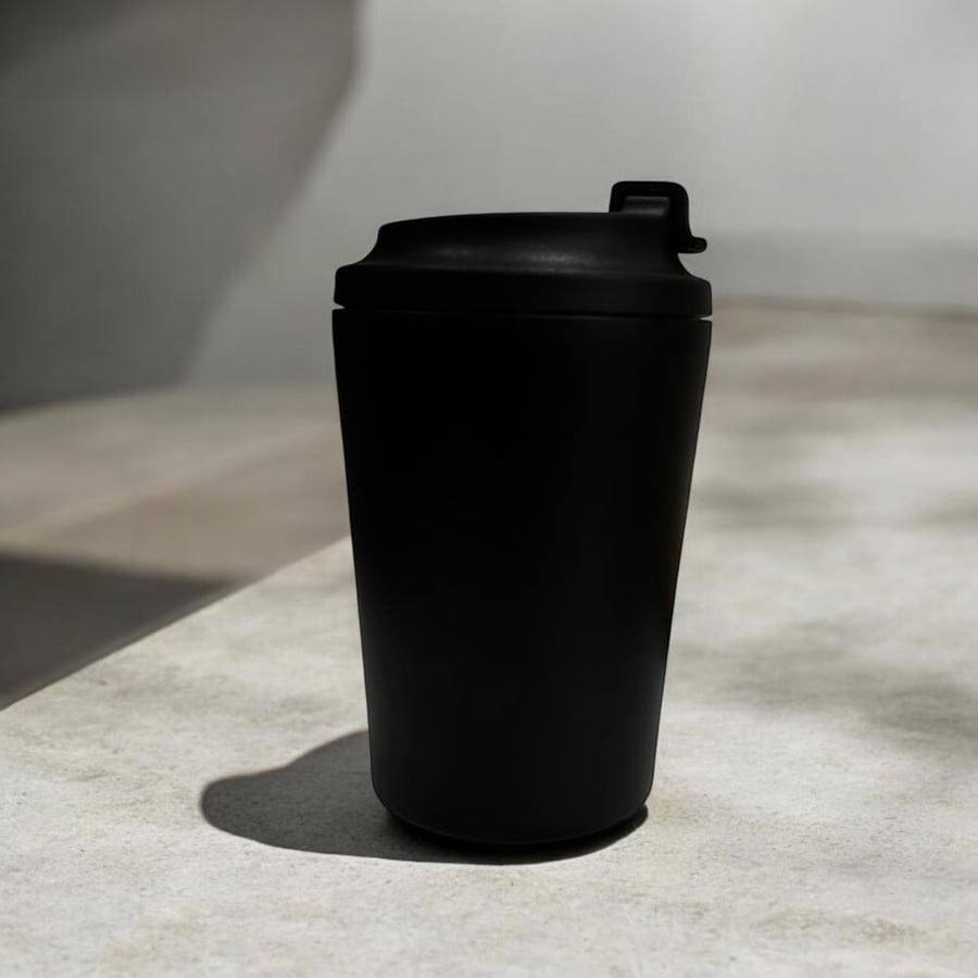 strong MUG و كريم -  (كوب حراري)