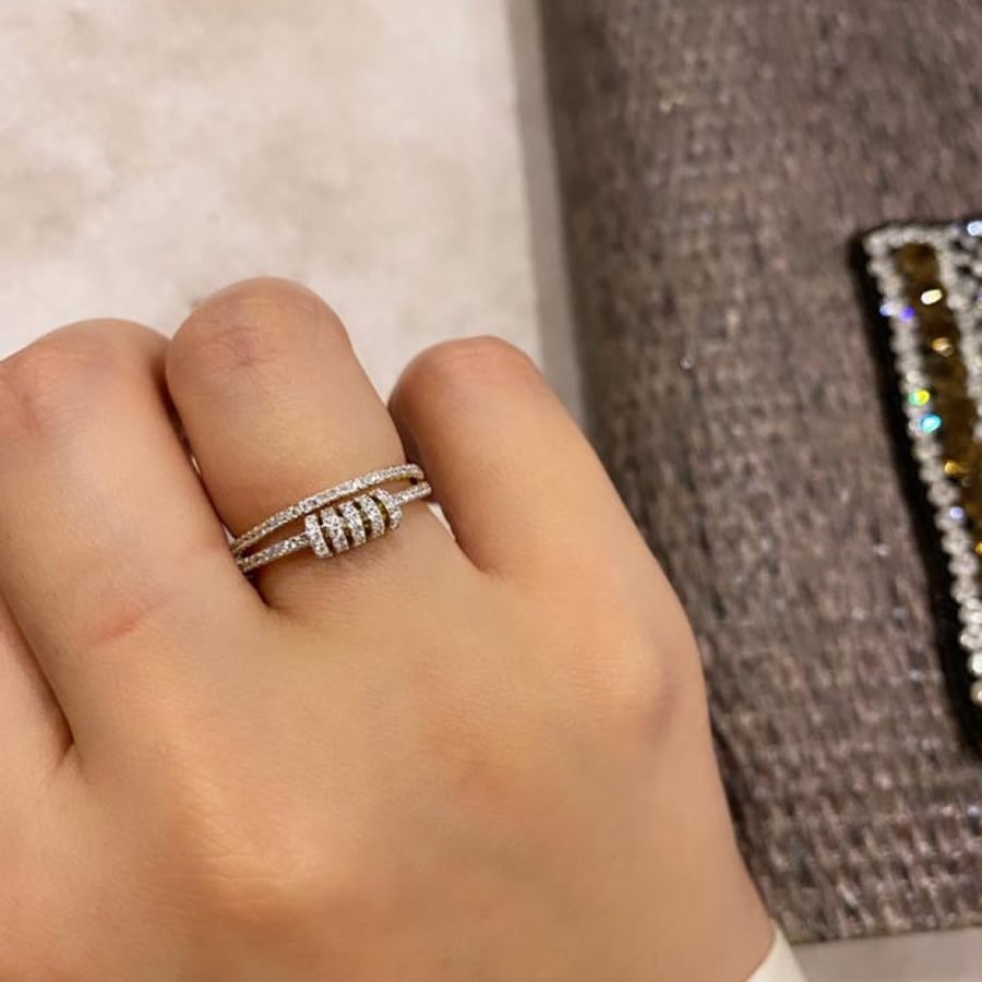 خاتم أنيق اللون ذهبي (R176) .