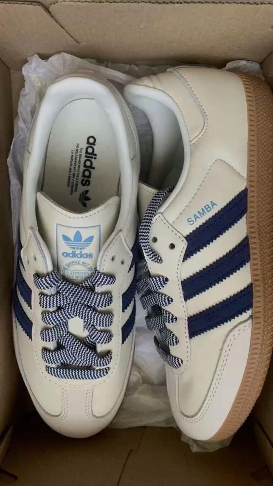 Adidas samba