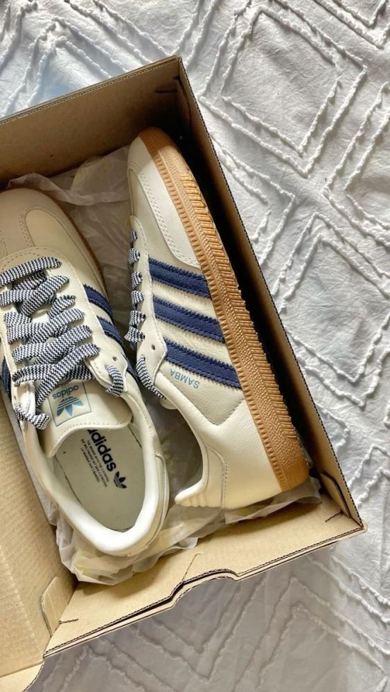 Adidas samba
