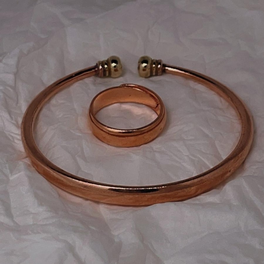 طقم امنه