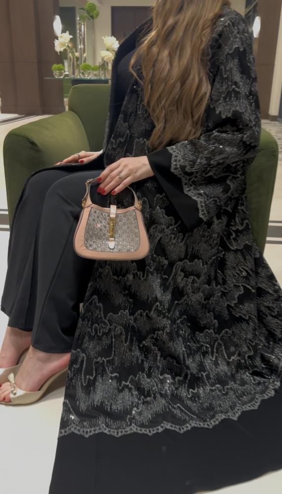 عباية ليالي