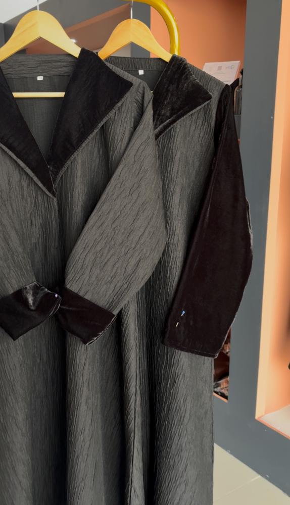Velvet abaya