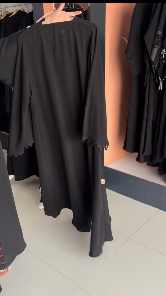 عبايه بكلفه اسود + طرحه مجانآ