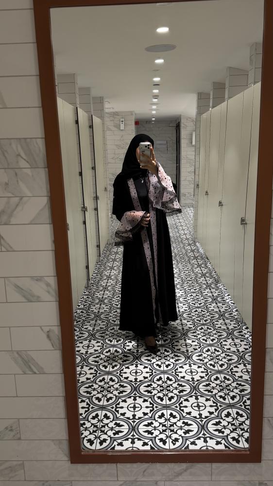غنج
