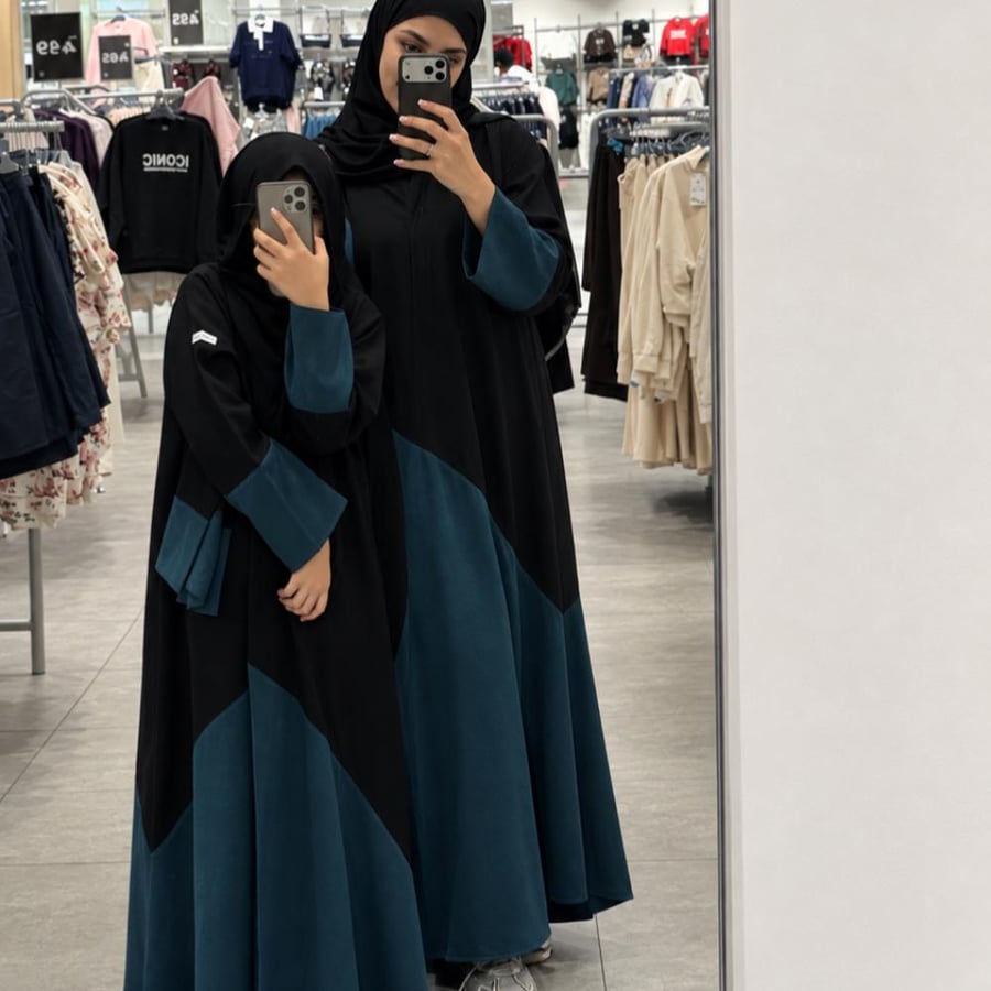 عباية زمرد بناتي