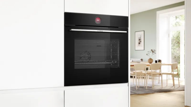 بوش – فرن بلت إن – 60×60 سم، 14 وظيفة، 71 لتر، أسود، تنظيف بالبخار، تحكم ذكي، سلسلة 8 – HBG7341B1M