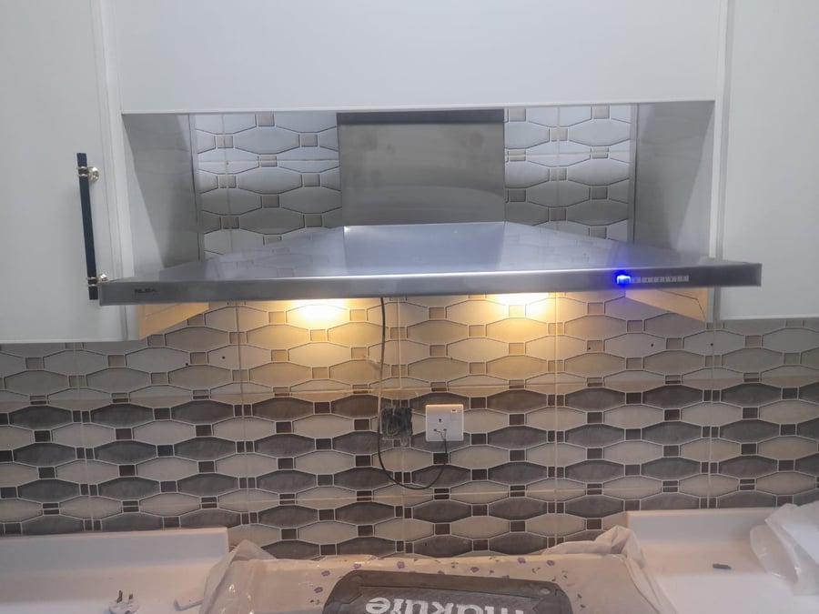 Alba Italian - Wall-mounted exhaust fan Diamond Italian 90 cm power 1000 m3 per hour - stainless steel design - button control - 3 speeds + 1 boost speed - 2 halogen lamps lighting - aluminum filters + carbon filters - AS DIMOND 90-1000