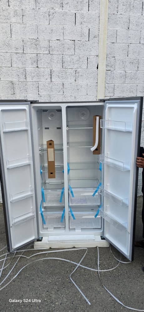 18-foot refrigerator, wardrobe, smart electric – silver Sme521f