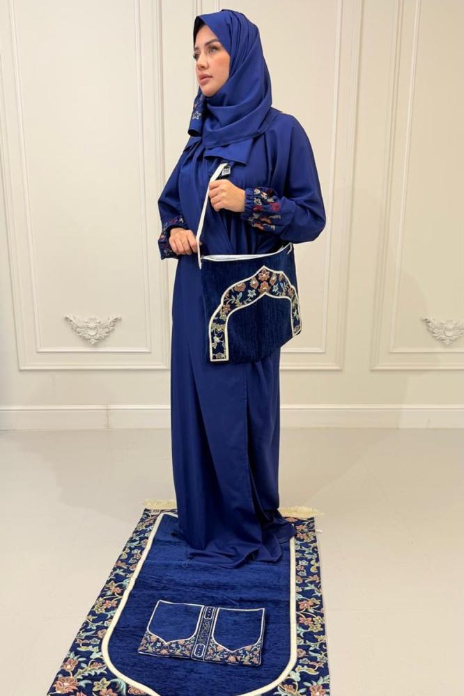 طقم صلاة كحلي