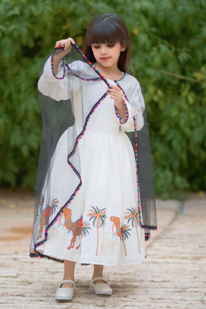 فستان بناتي يوم التأسيس