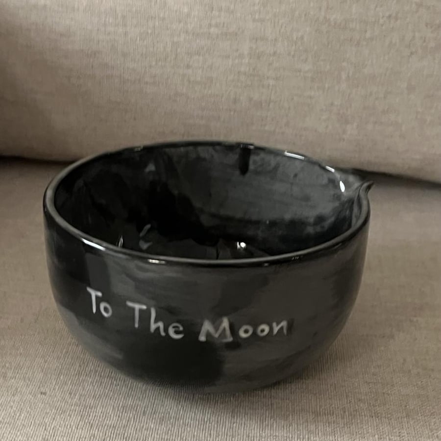 صحن ماتشا To The Moon -  مدة التنفيذ من 2 إلى 5 أسابيع