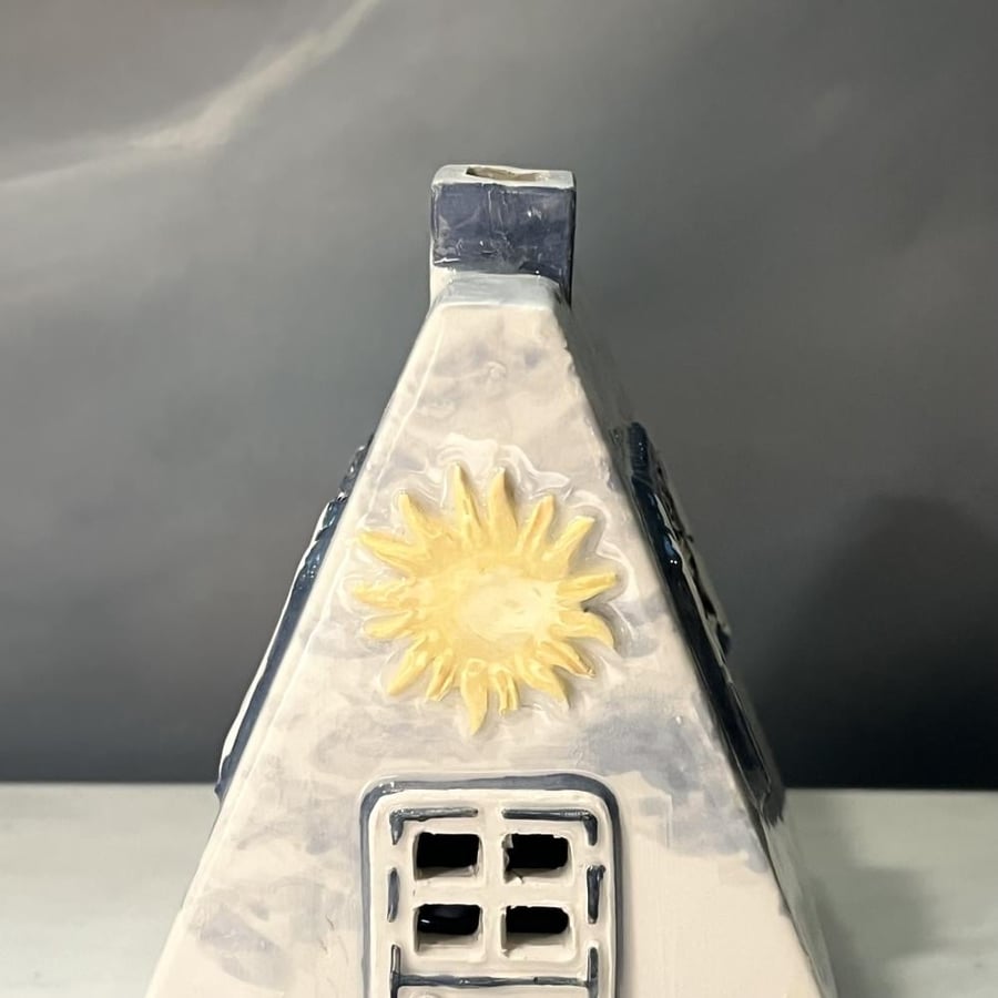 مبخرة الشمس | The Sun