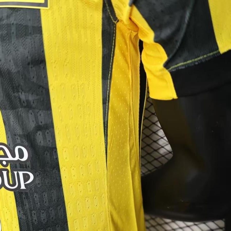 تيشيرت الاتحاد الاساسي فئة لاعبين 25/26