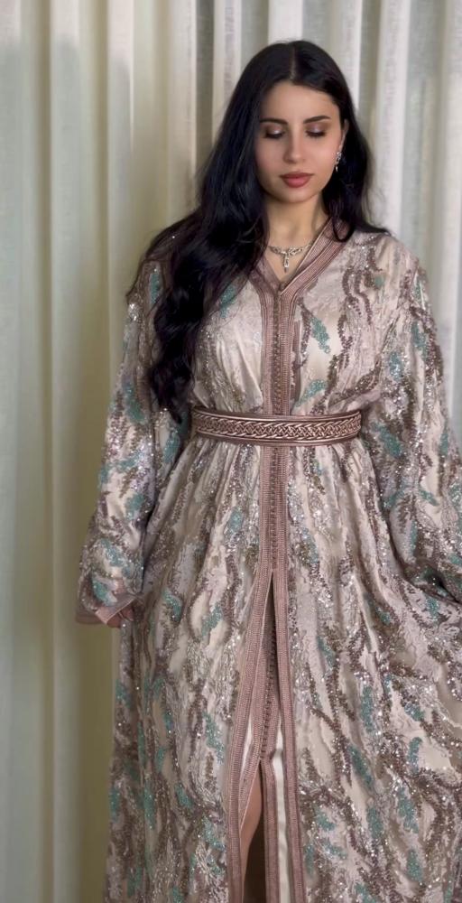 قفطان وردي بلمسات تركوازية – Blush Pink & Turquoise
